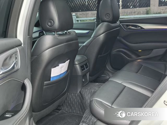 Cadillac CT5 id 4240868 из Китая 8