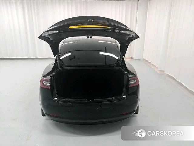 Tesla Model 3 id 4238149 из Китая 18