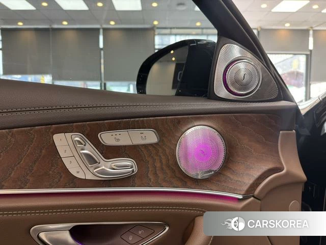 Mercedes-Benz E-class id 4358923 из Китая 18