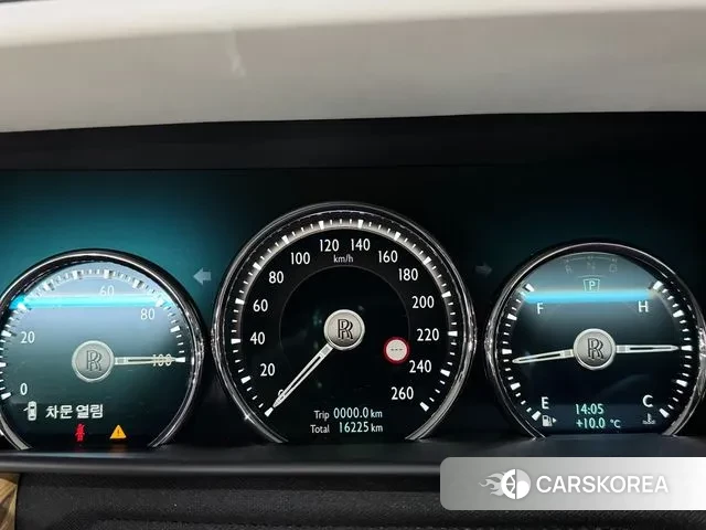 Rolls-Royce Cullinan id 3412824 из Кореи 18