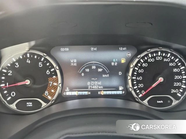 Jeep Renegade id 3806236 из Кореи 18