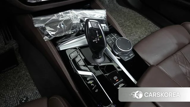 BMW 5 Series (G30) id 3965065 из Кореи 18