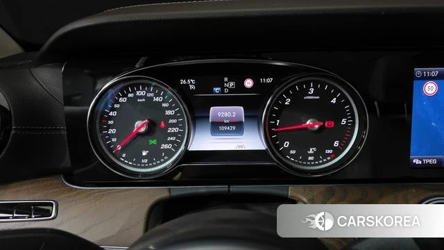 Mercedes-Benz E-Class W213 id 4464817 из Кореи 30