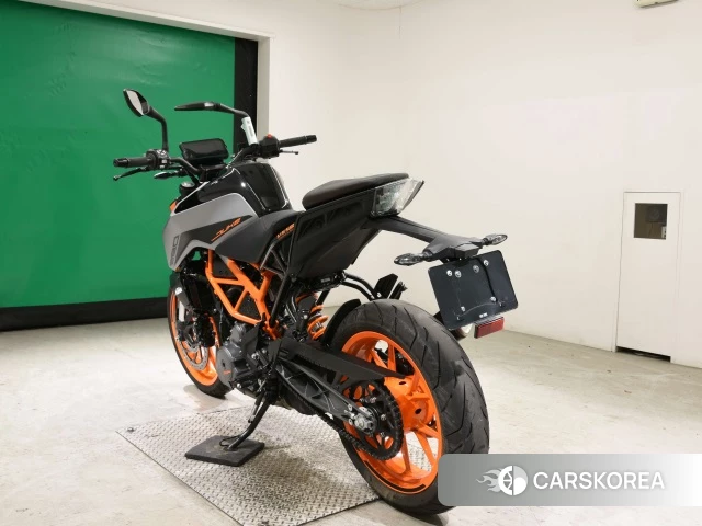 Проданный KTM 390 DUKE id 4289908 из Японии, фото 8