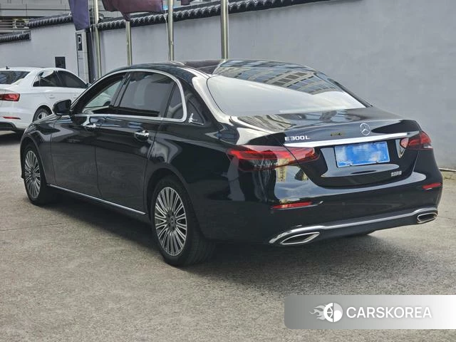 Mercedes-Benz E-class id 4353090 из Китая 8