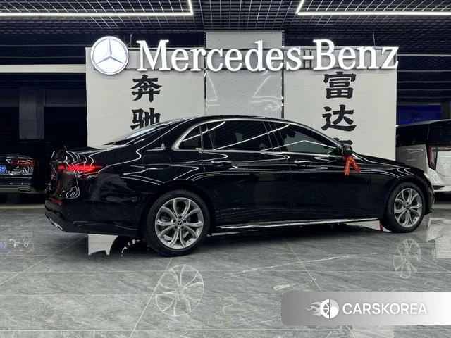 Mercedes-Benz E-class id 4219267 из Китая 8