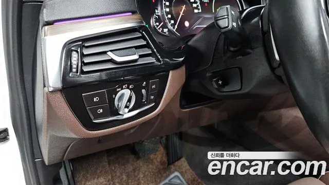 BMW 5 Series (G30) id 2681235 из Кореи 18