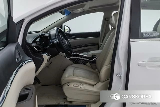Buick GL8 id 4207094 из Китая 23