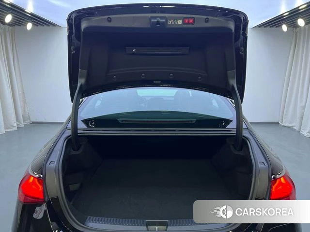 Mercedes-Benz E-class PHEV id 4271729 из Китая 27