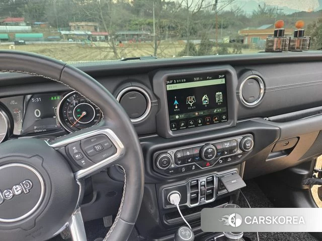 Jeep Wrangler (JL) id 3792421 из Кореи 13