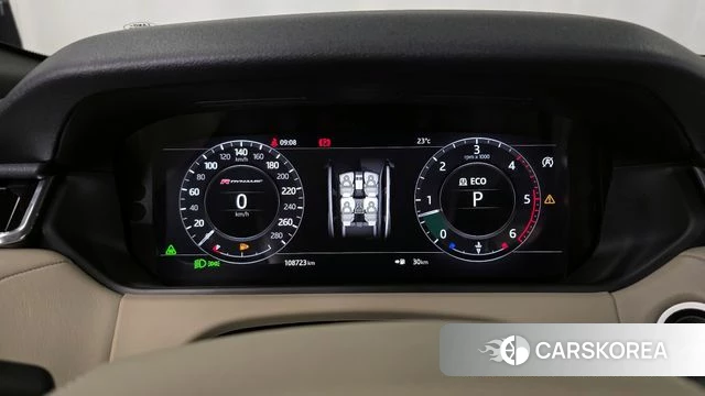 Land Rover Range Rover Velar id 3936960 из Кореи 18