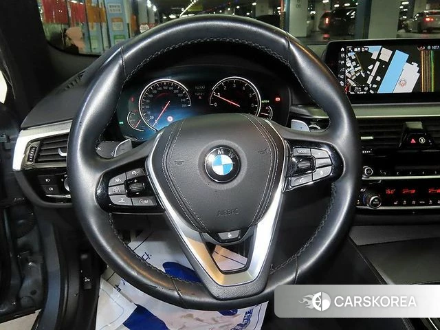 BMW 5 Series (G30) id 4724275 из Кореи 18