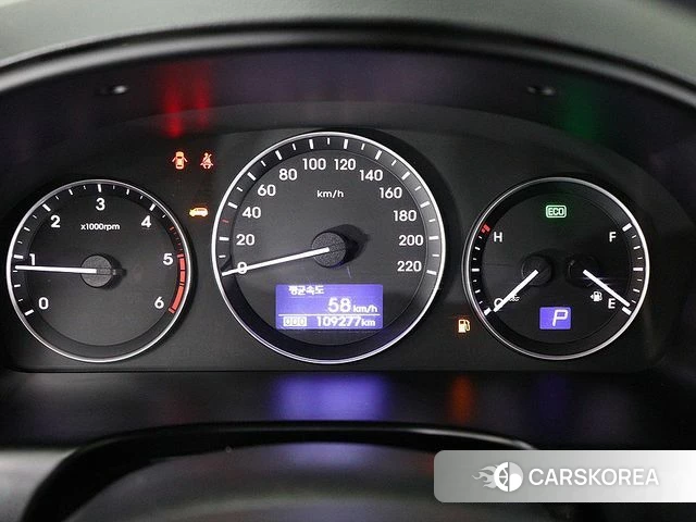 Hyundai The New Grand Starex id 3919861 из Кореи 18