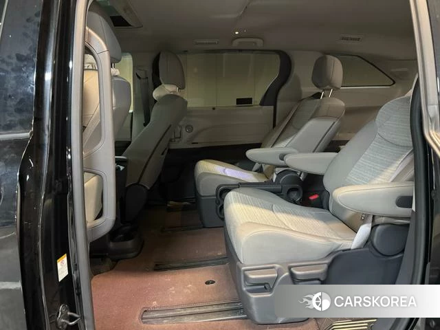Toyota Saina id 4297916 из Китая 8