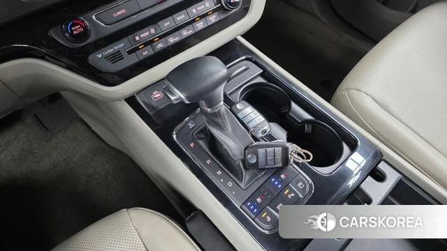 Kia All New Carnival id 4713416 из Кореи 28