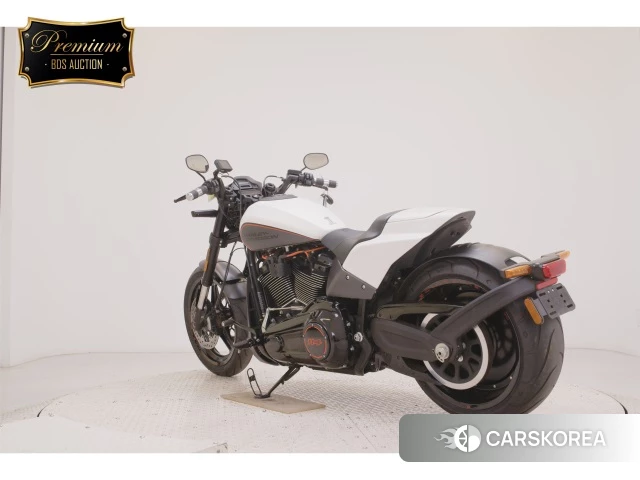 Harley-Davidson Softail FXDRS1870 114 id 4332966 из Японии 8