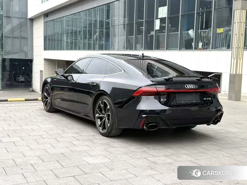Audi A7 id 4419503 из Китая 9