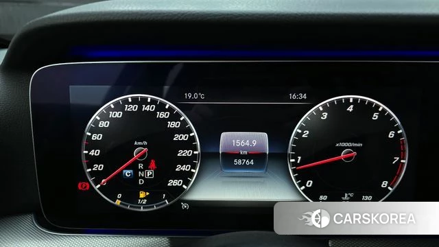 Mercedes-Benz E-Class W213 id 3893956 из Кореи 18