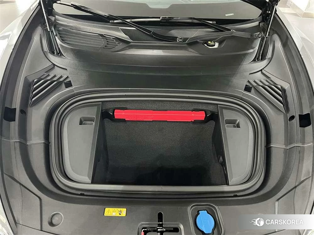 Audi e-tron GT id 4440277 из Китая 15