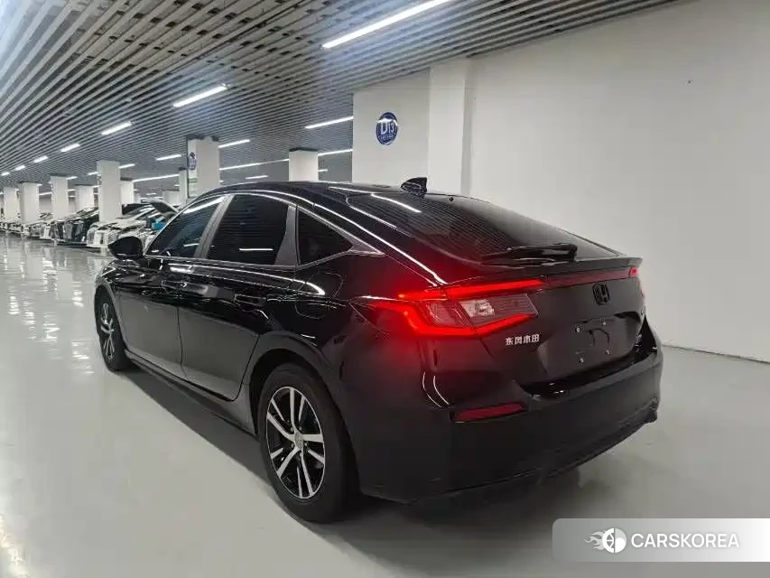 Honda Civic id 4653891 из Китая 8