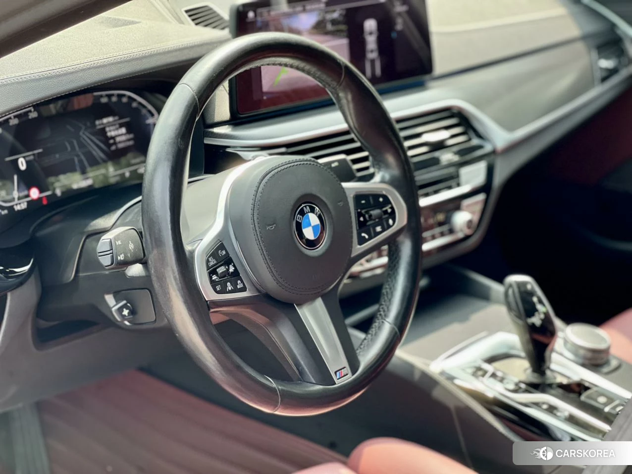 BMW 5 series PHEV id 4405942 из Китая 10