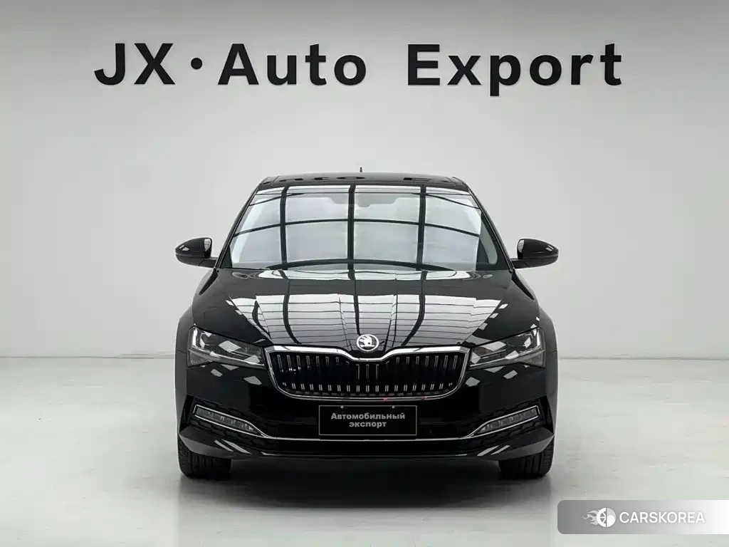 Skoda Superb id 4653775 из Китая 20