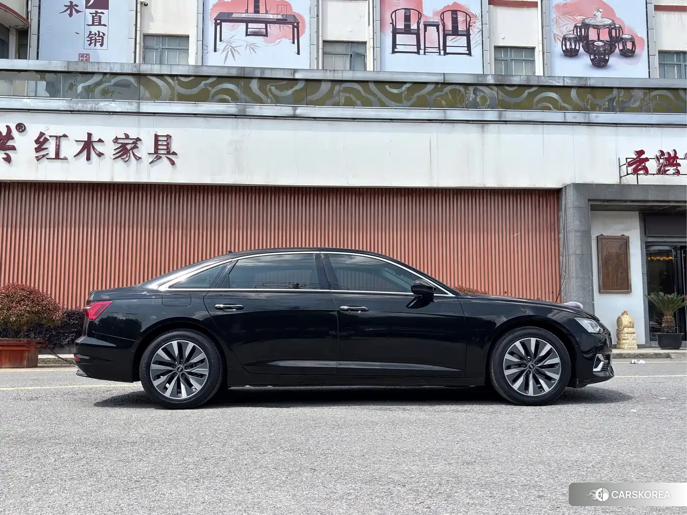 Audi A6L id 4565070 из Китая 18