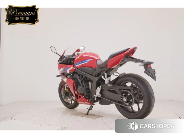 Проданный Honda CBR650R E-CLUTCH id 4341490 из Японии, фото 8