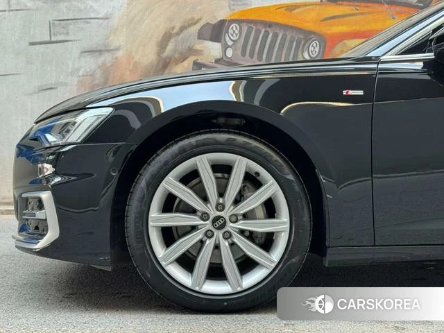 Audi A6L id 4213463 из Китая 14