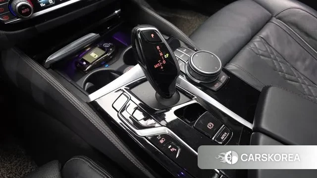 BMW 5 Series (G30) id 3765470 из Кореи 18