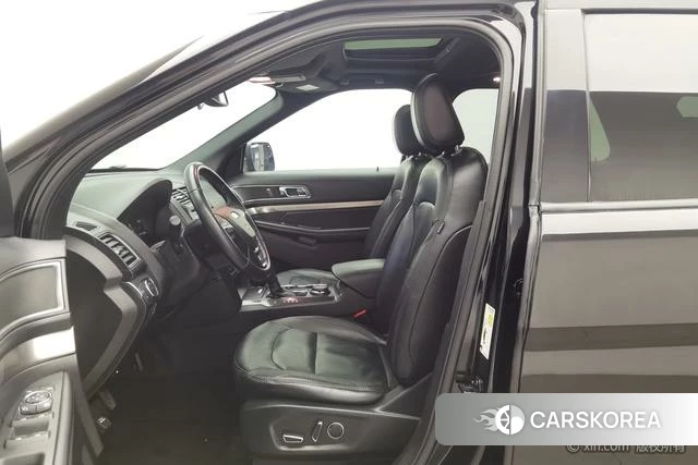 Ford Explorer (imported) id 3804942 из Китая 22