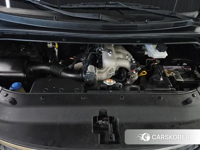 Hyundai The New Grand Starex id 3536270 из Кореи 18