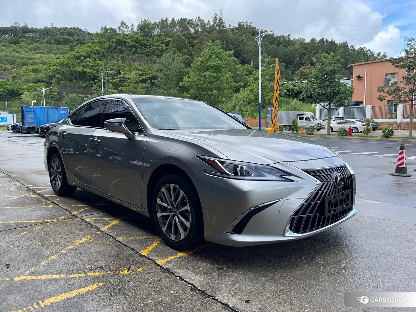 Lexus ES id 4600620 из Китая 8