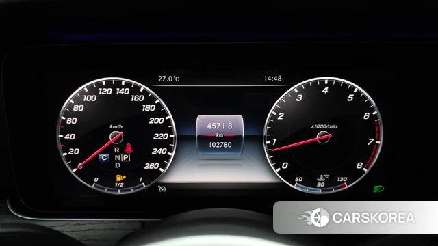 Mercedes-Benz E-Class W213 id 4490682 из Кореи 18