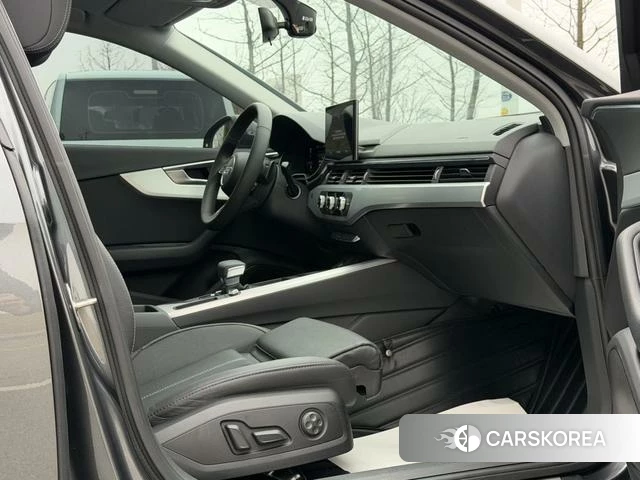 Audi A4L id 4209733 из Китая 15