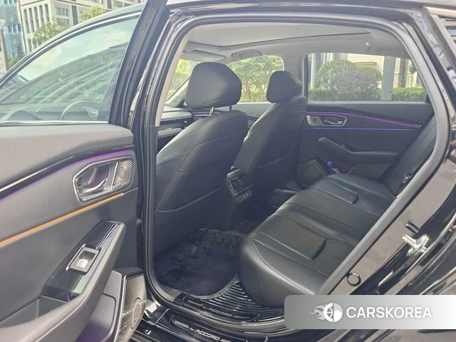 Honda Accord id 4301116 из Китая 12