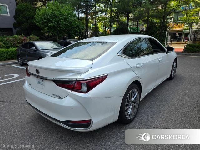 Lexus ES300h 7th generation id 4329612 из Кореи 9