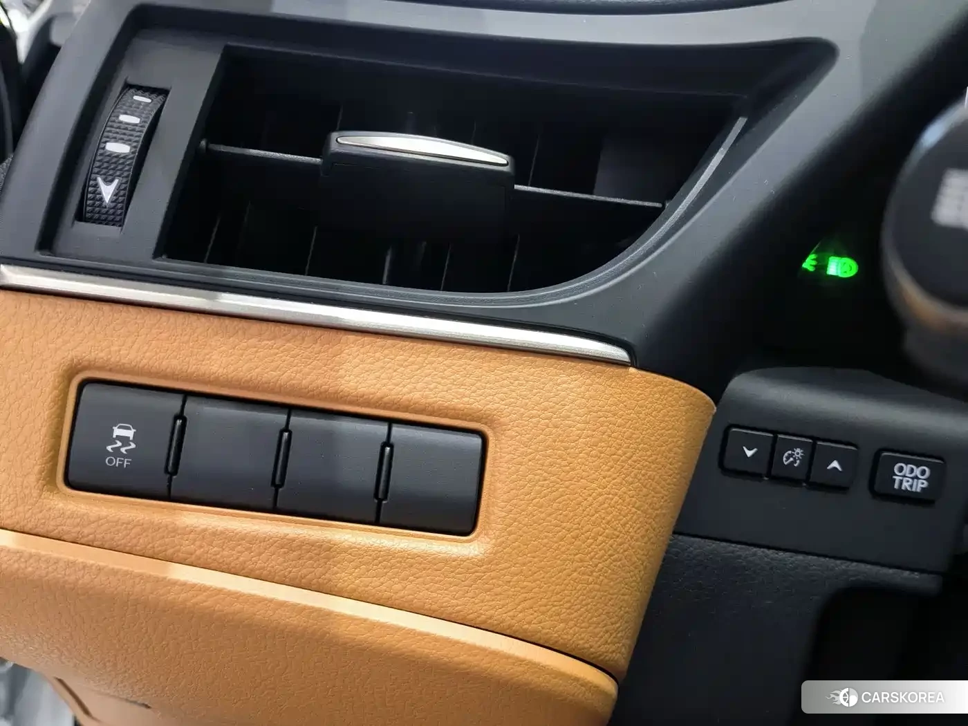 Lexus ES id 4629510 из Китая 12