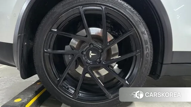 Tesla Model X id 3519976 из Кореи 18