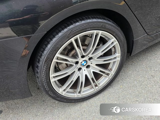 BMW 5 Series (G30) id 4536742 из Кореи 18