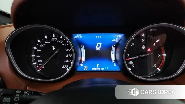 Maserati Levante id 4233048 из Кореи 18