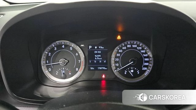 Hyundai Venue id 4283676 из Кореи 18