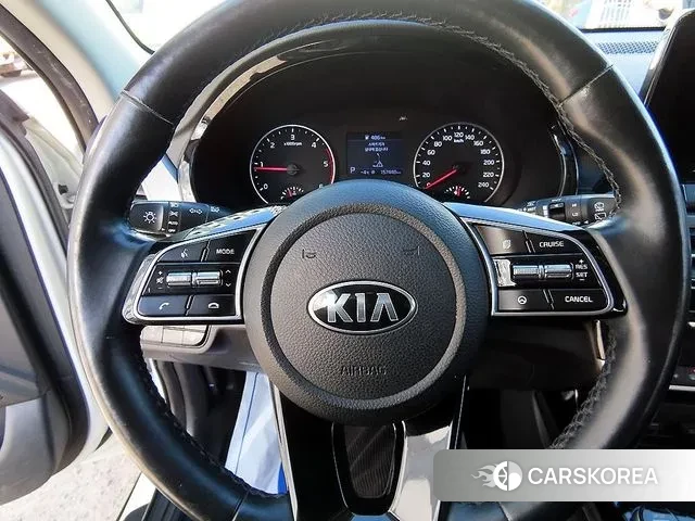 Kia Seltos id 3665622 из Кореи 17