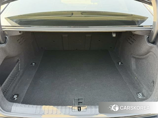 Audi A6L id 4259271 из Китая 20