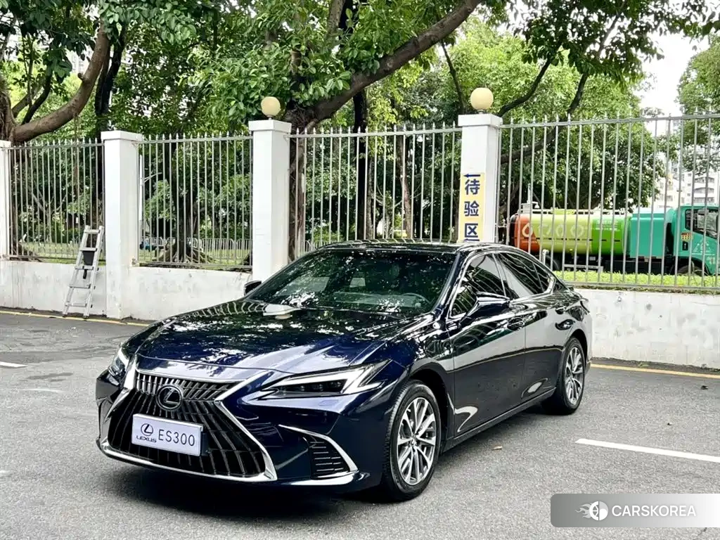 Lexus ES id 4547400 из Китая 8