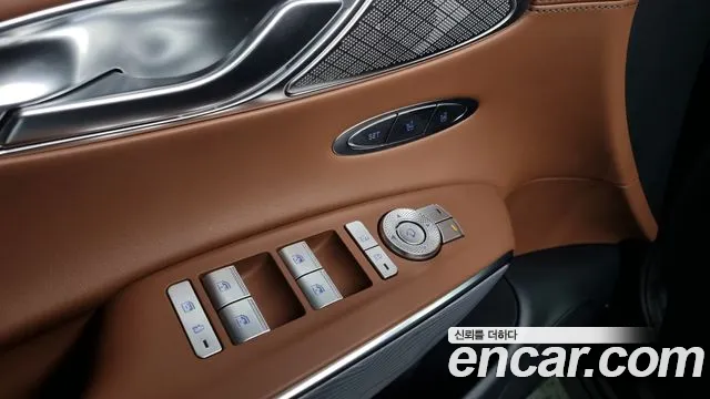 Genesis GV70 id 2552725 из Кореи 18