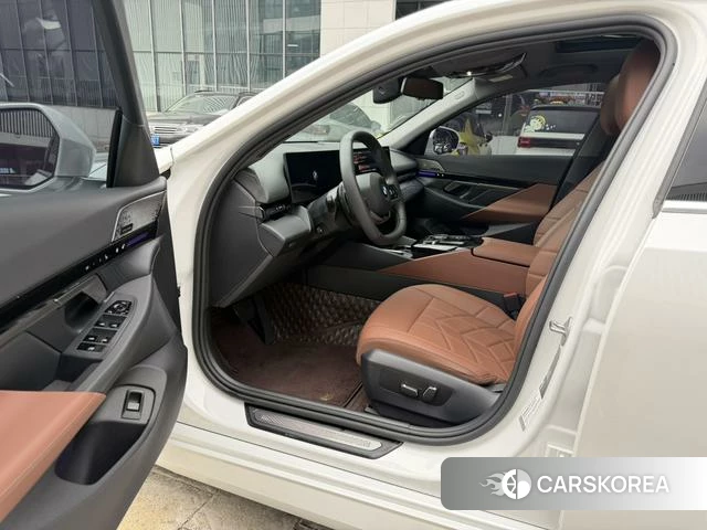 BMW 5 series id 4256746 из Китая 8