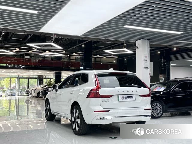 Volvo XC60 PHEV id 4213554 из Китая 16
