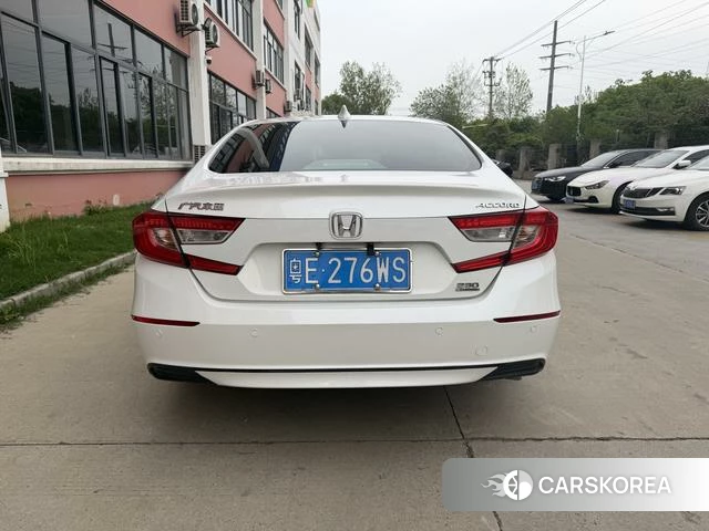 Honda Accord id 4241299 из Китая 16