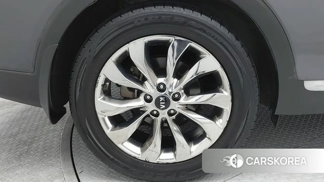 Kia The New Sorento id 4357125 из Кореи 18